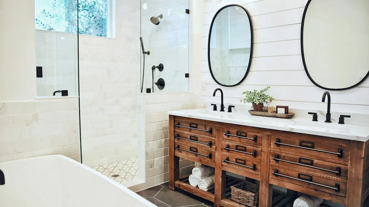 Décoration salle de bain bois